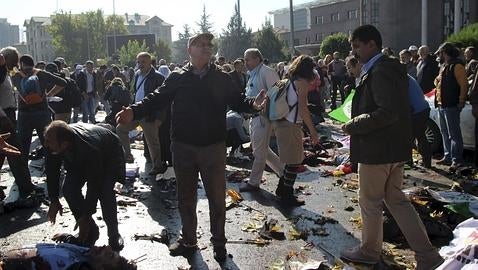 Decenas de muertos en el atentado