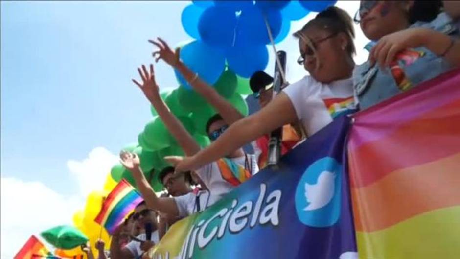 Ciudad de México reivindica la igualdad y la libertad en el Orgullo LGTBi