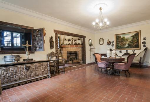 Interior de la casa principal de La Piniella
