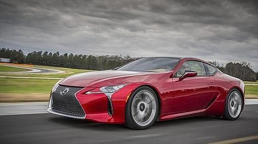 1.200 neumáticos se utilizaron hasta dar con el "perfecto" para el Lexus LC 500