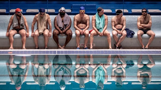 Escena de «El gran baño», con Guillome Canet