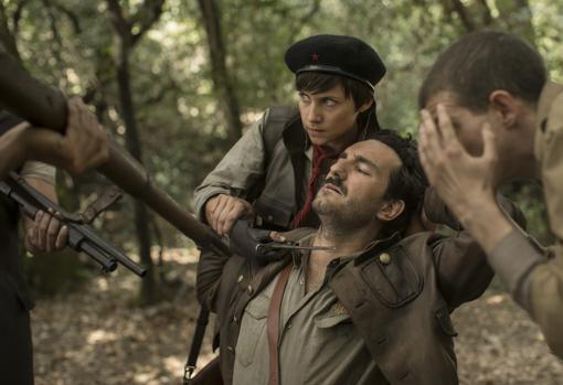 Aura Garrido y Miki Esparbé