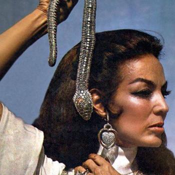 María Félix con la serpiente de Cartier