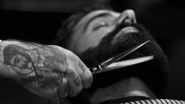 Cinco tratamientos que puedes hacerte en una barbería