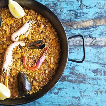 Paella de pescados y mariscos