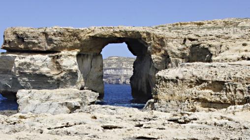 Vista de la 'Ventana Azul' situada en la isla de Gozo en Malta el 20 de abril de 2006