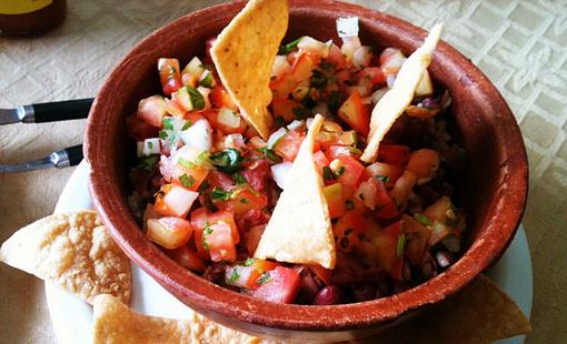Chifrijo costarricense