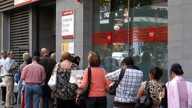 Los hogares con todos sus miembros en paro alcanzaron los 1,8 millones