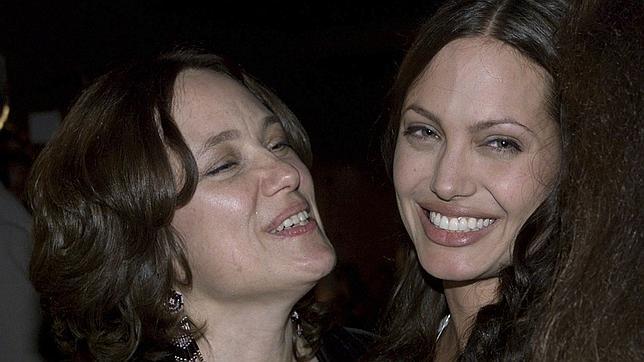La tía de Angelina Jolie muere de cáncer de mama