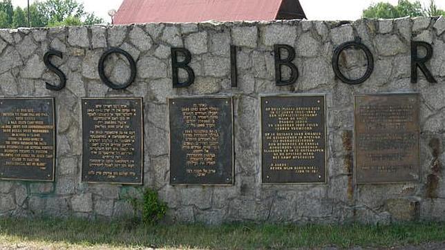 Memorial a las víctimas del campo de concentración de Sobibor en Polonia
