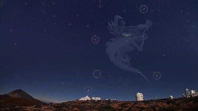 El cielo, sobre el Observatorio del Teide, una noche de Dracónidas