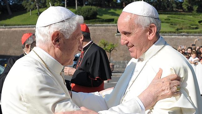 El Papa Francisco proclama en su encíclica «Lumen fidei» que «la fe no es intransigente»