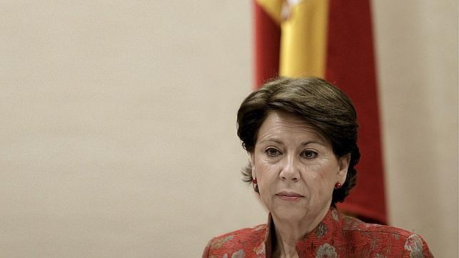 La Junta andaluza recurre el auto por el que se imputa a Magdalena Álvarez y a otros 19 altos cargos