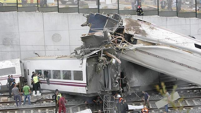 El suceso se ha producido en Angrois, a la entrada de Compostela, a pocos metros del casco urbano