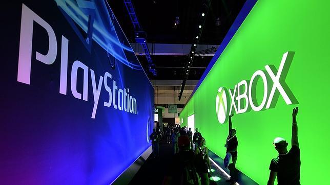 PlayStation 4, frente a la Xbox One, durante la pasada edición de la feria E3