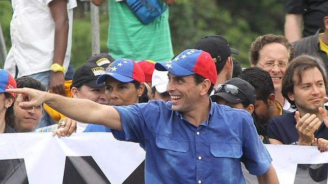 Henrique Capriles no descarta una Asamblea Constituyente en 2014