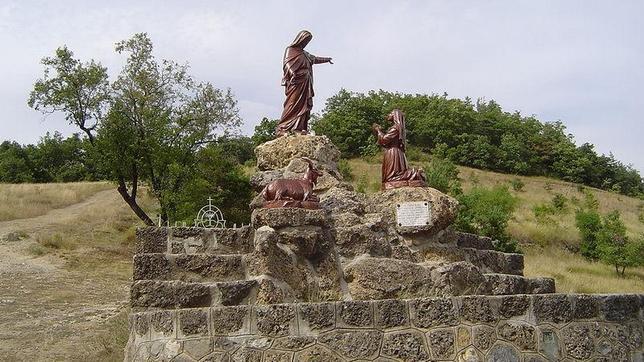 https://static3.abc.es/Media/201311/01/800px-Notre-Dame_du_Laus_(Pindreau_-_1)--644x362.JPG