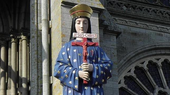 https://static3.abc.es/Media/201311/01/Pontmain_(53)_Statue_de_la_Vierge_sur_le_parvis_de_la_basilique--644x362.jpg