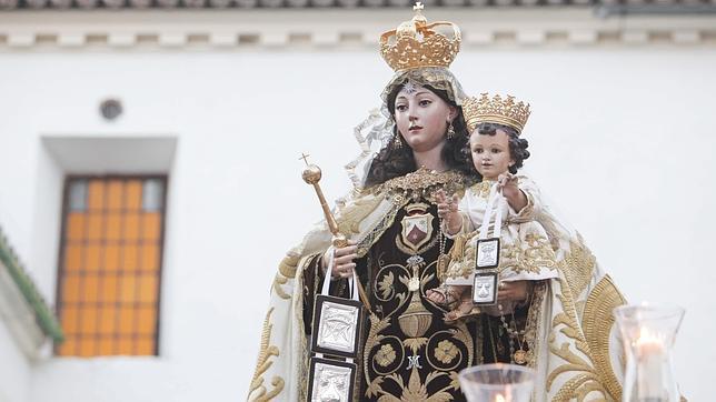 https://static3.abc.es/Media/201311/01/virgen-carmen--644x362.jpg