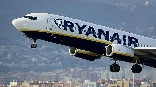 Ryanair Regresa A España: Abre Nuevas Rutas Para Frenar La Caída De ...