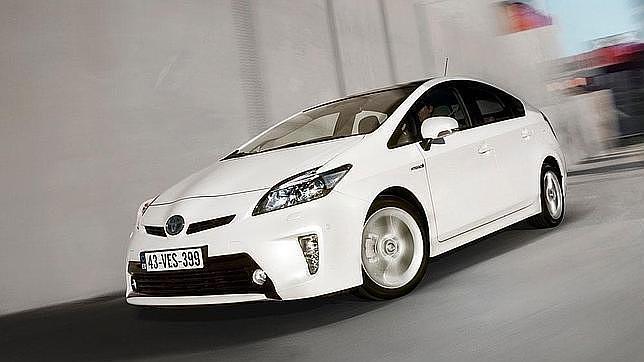 Toyota llama a revisión a casi dos millones de vehículos por un problema en el software