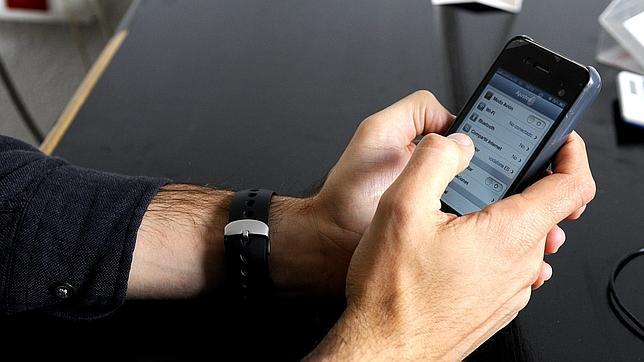 ¿Qué es la WhatsAppitis y cómo la evitamos?