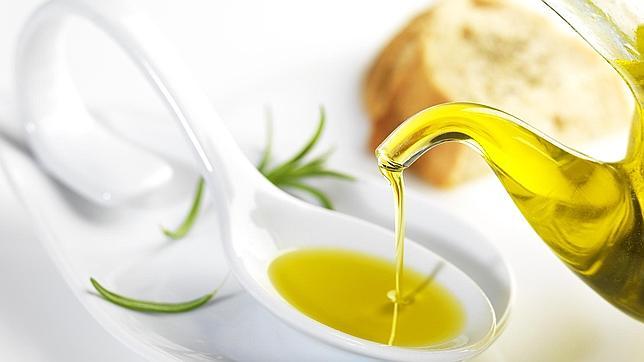 Aceite de oliva virgen es un componente indispensable de la dieta mediterránea