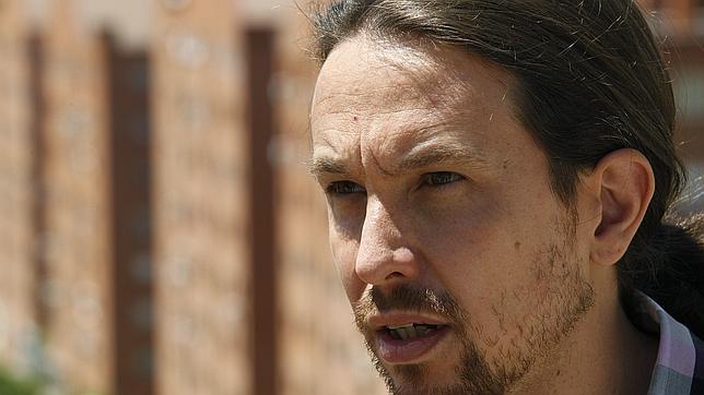 Joven, licenciado y desencantado con la izquierda: así es el votante medio de Podemos