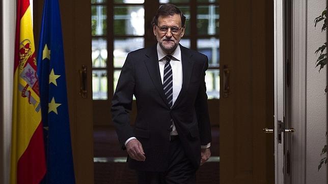 Rajoy expresa la «impagable deuda de gratitud» hacia Don Juan Carlos
