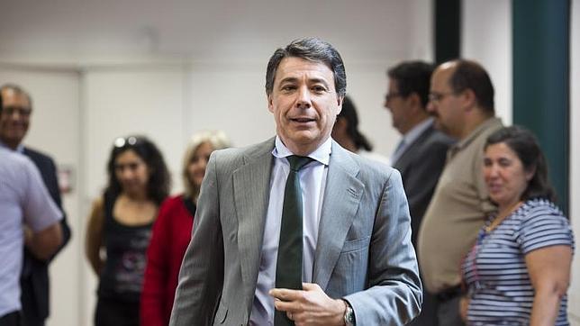 Madrid bajará impuestos si los nuevos tramos de IRPF no compensan a todos