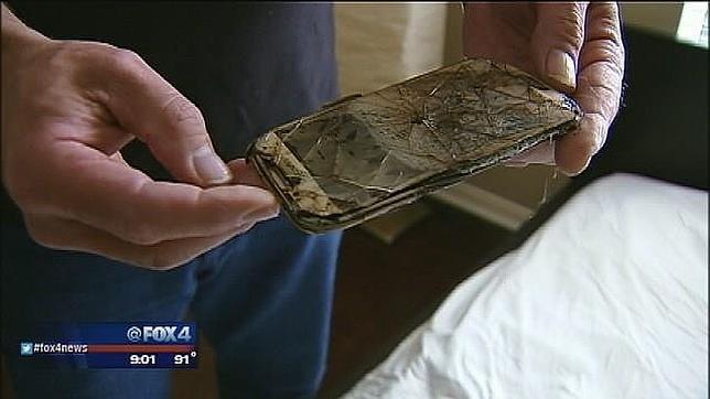 Se calcina un Galaxy S4 debajo de la almohada de una niña en EE.UU.