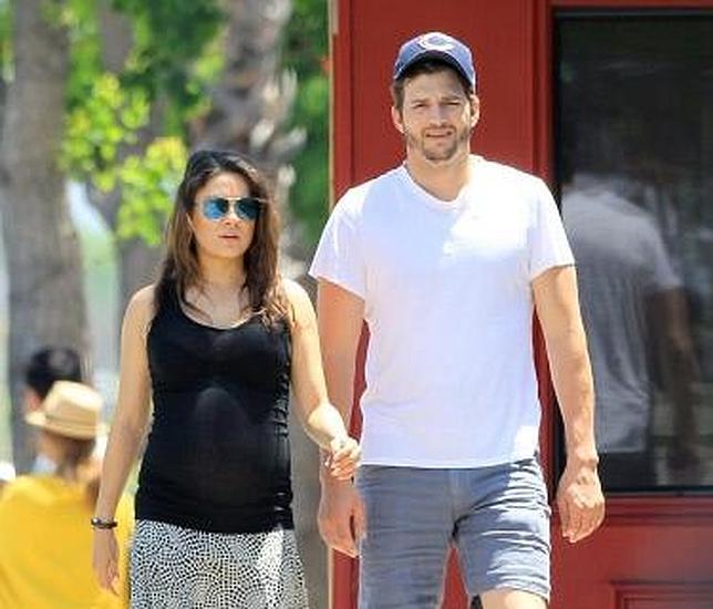 Ashton Kutcher Y Mila Kunis Se Casaran En Julio De 15