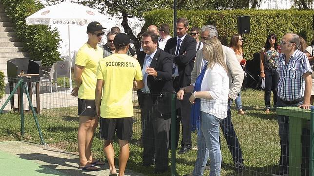Carlos Negreira en su visita a las instalaciones