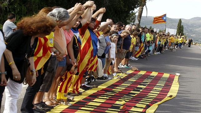 Imagen de la cadena independentista organizada en 2013