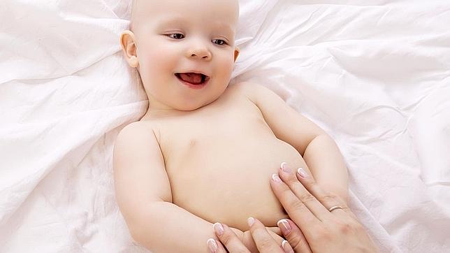 hinchazon de estomago y gases en bebes