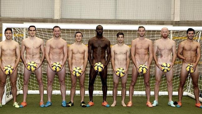 Desnudos futbolistas Escándaloso: 7