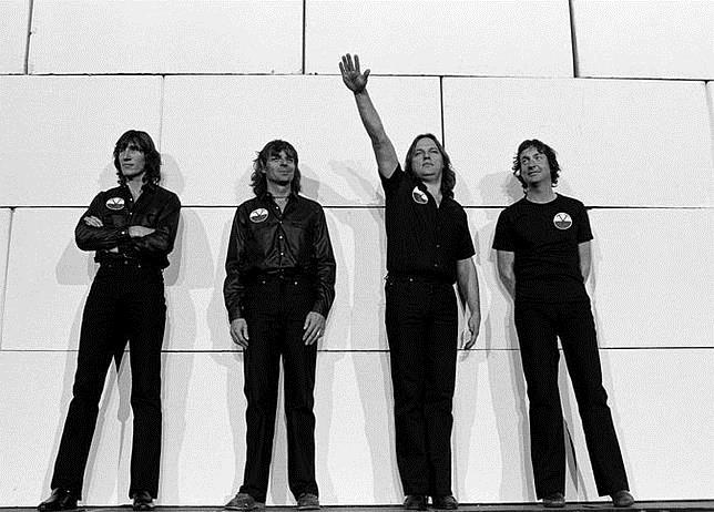 35 años de «The Wall»: el «Muro» que salvó y derrumbó a Pink Floyd