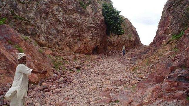 El hombre que movió una montaña para acercar un hospital a su pueblo