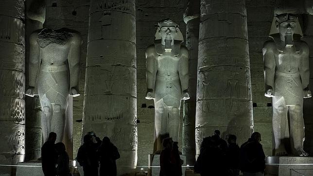 Hallan la tumba faraónica del «guardián de la puerta del dios Amón» en