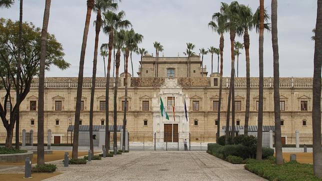 El Hospital de las Cinco Llagas, sede del Parlamento andaluz