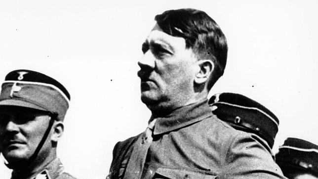 La idea era que Hitler se pareciese a su hermana, mucho más cordial