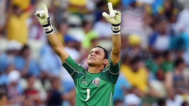 Keylor quiere quedarse en el Madrid, pero la opción del Manchester United abre otra vía