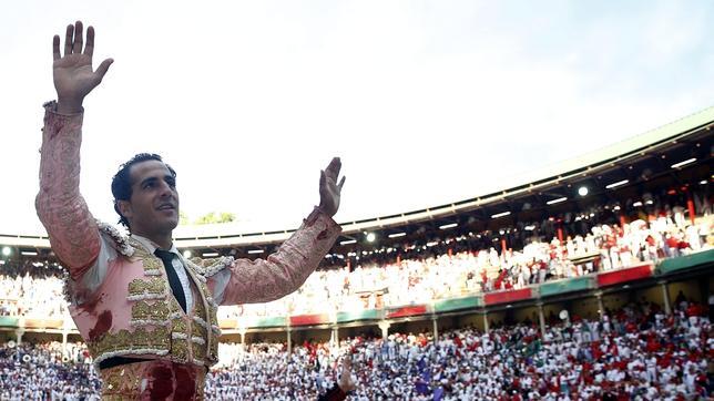 Iván Fandiño, a hombros en la pasada Feria de San Fermín