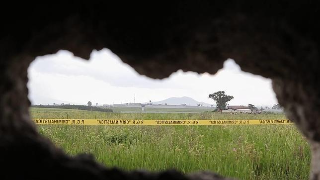 Vista desde un orificio de la casa donde se construyó el túnel de huida de «El Chapo»
