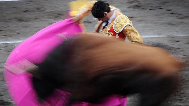 Enrique Ponce abre el cartel