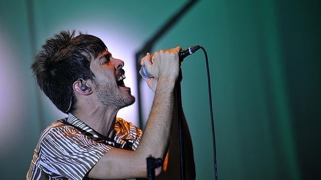 Pucho, cantante de Vetusta Morla, en una imagen de archivo durante un concierto de la banda