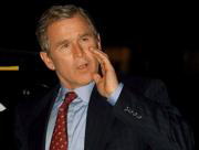 Georges W. Bush, se declara «relativamente pesimista» sobre la economía. Afp