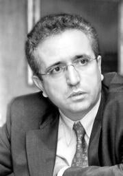 Iborte se define como estudioso, que no estudiante, y ensalza las virtudes de la voluntad,«lo único de lo que diponemos».F.Simón