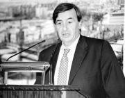 Rafael Simancas con varios de los alcades del sur de la región. Ángel de Antonio