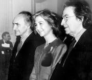 Chillida y Tàpies coincidieron en 1991 en la entrega del premio Tomás FranciscoPrieto, que otorga la Casa de la Moneda y que estuvo presidido por la Reina. ABC